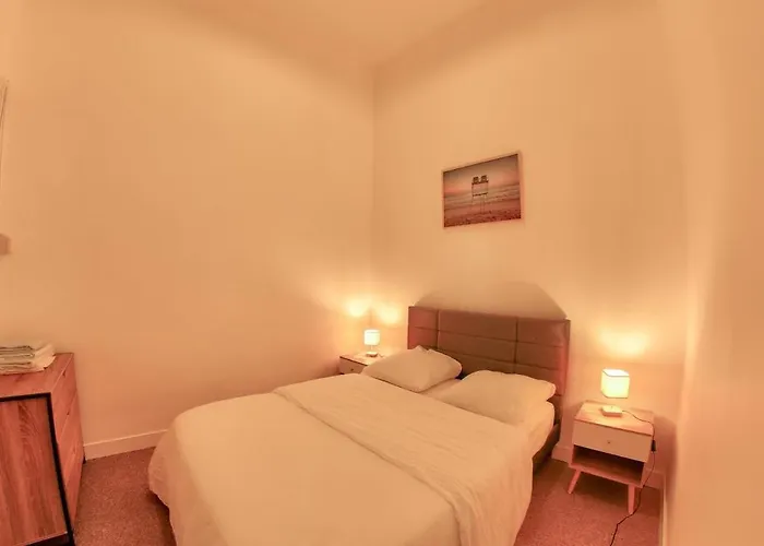 Apartman Charming In Coeur De *